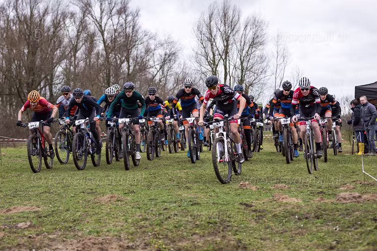 2023 12 23 Neswaardencross Aalst MTB en CX
